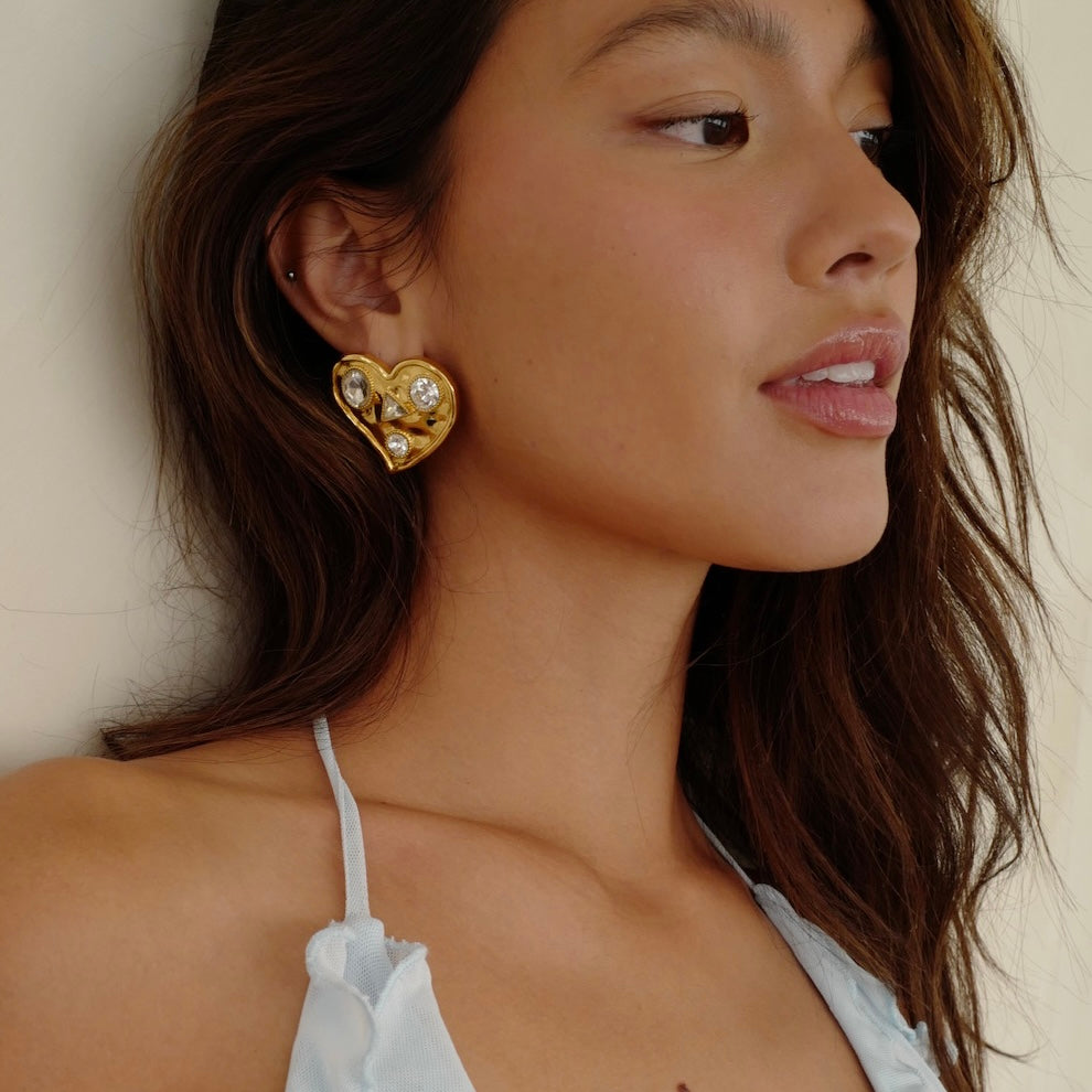 Mon Amour Earrings in Clear