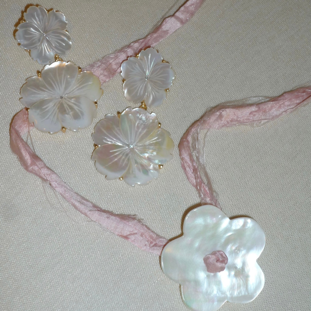 South of France Necklace in Pink